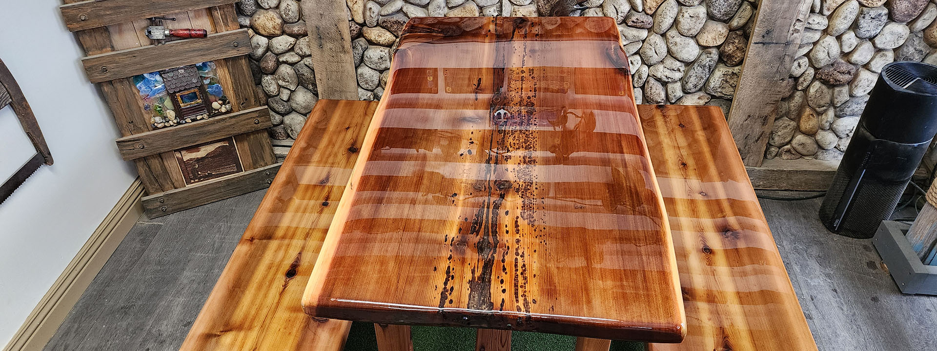 the epoxy table